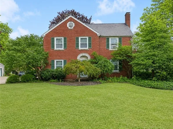 370 N Main St, Columbiana, OH 44408