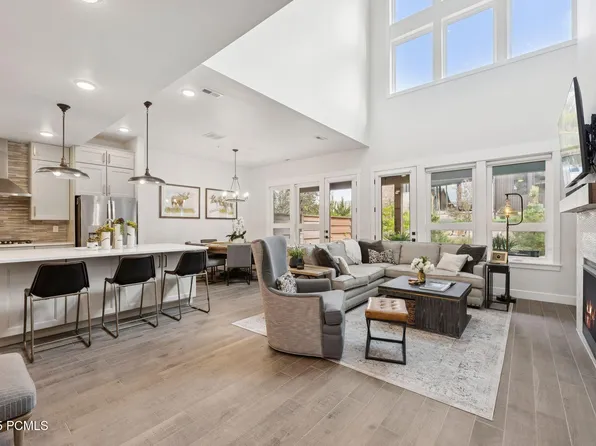 1665 E Abajo Peak Cir, Heber, UT 84032