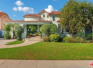 825 S Muirfield Rd, Los Angeles, CA 90005