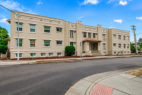 Avondale Apartments Photo 1