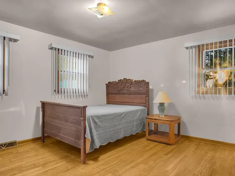 1158 Pine Rd — Photo 13