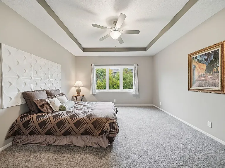 8920 Shadow Creek Ln — Photo 33