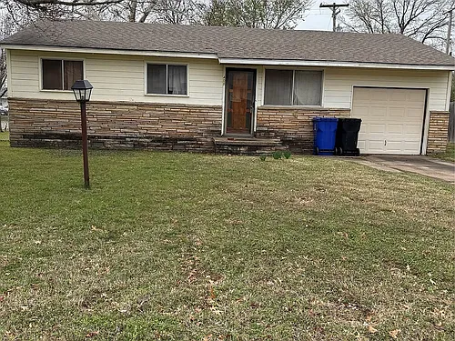 408 S 6th St Photo 1