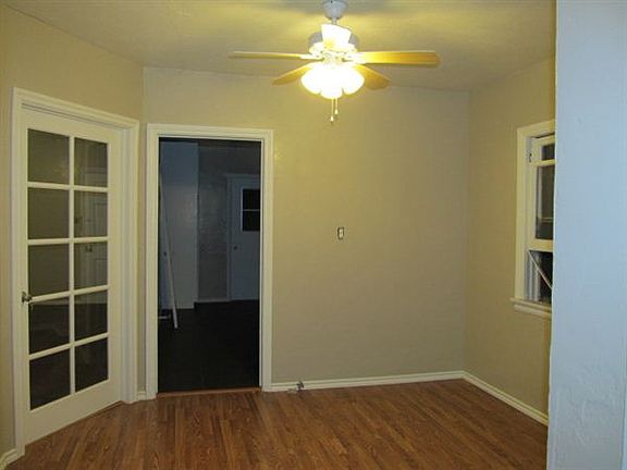 Dining Room (entrance to living room/kitchen)