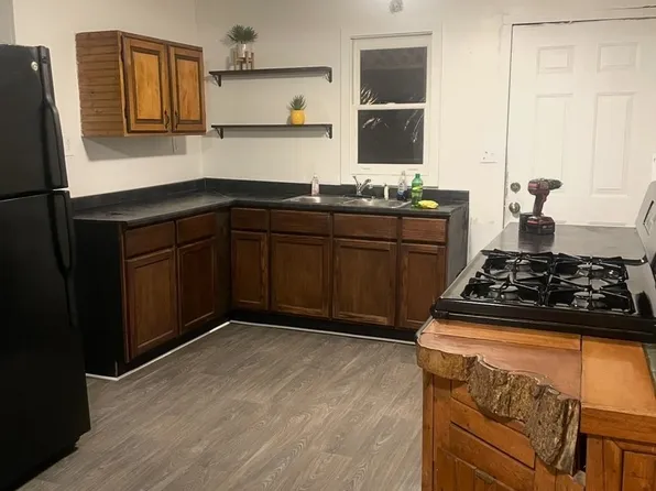 10 Pleasant Street, Fair Haven, VT 05743