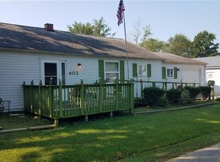 403 W Parker Ave, Robinson, IL 62454