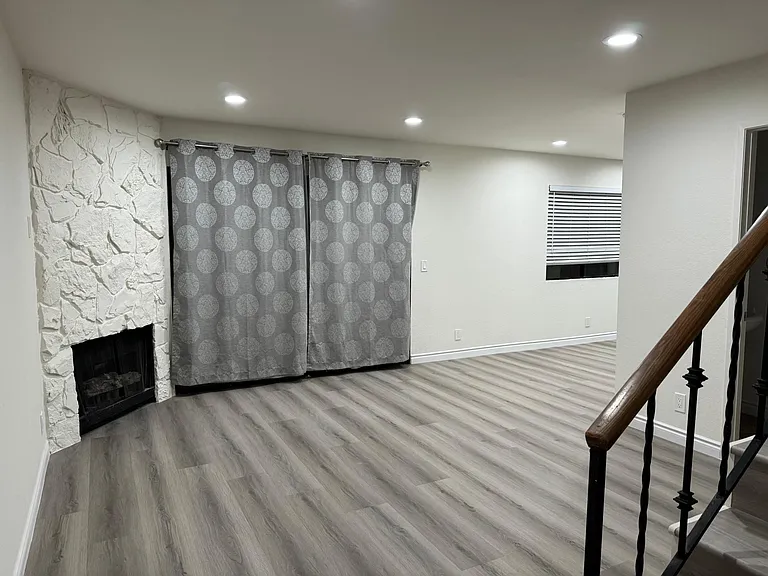 7893 Cerritos Ave — Photo 3