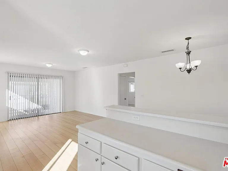 5429 Troost Ave #4 — Photo 14