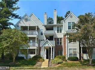 12155 Penderview Ter APT 821, Fairfax, VA 22033