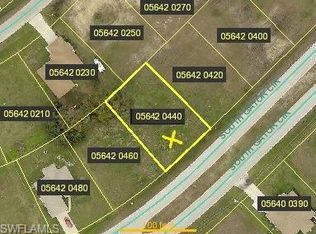 1905 S Gator Cir, Cape Coral, FL 33909