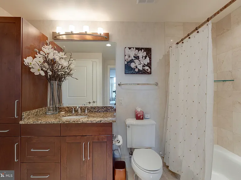 8220 Crestwood Heights Dr #614 — Photo 27