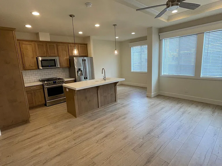 920 Capitola Ave #26 — Photo 11