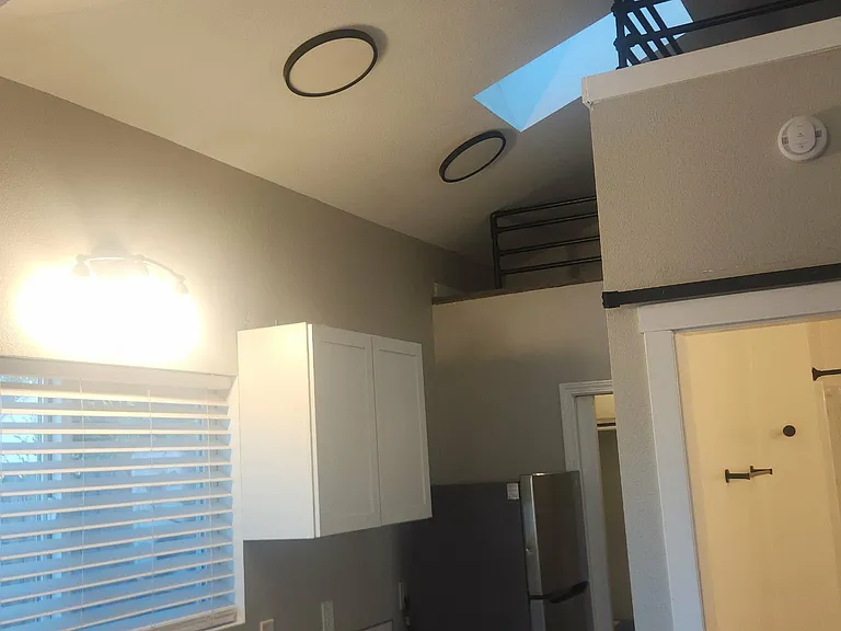 635 Sutro St — Photo 7