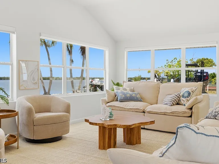 2669 Coco Plum Dr — Photo 11