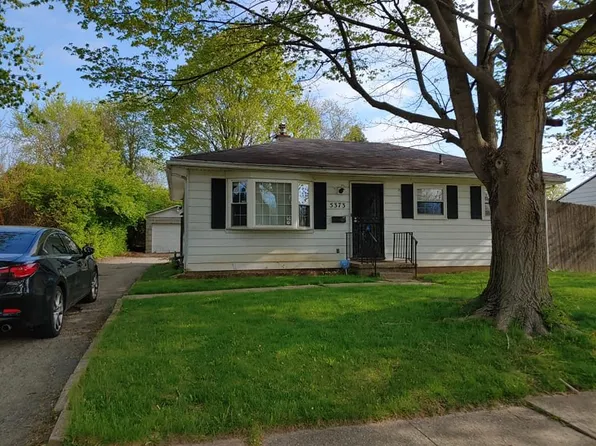 5373 Pickford Dr, Dayton, OH 45432