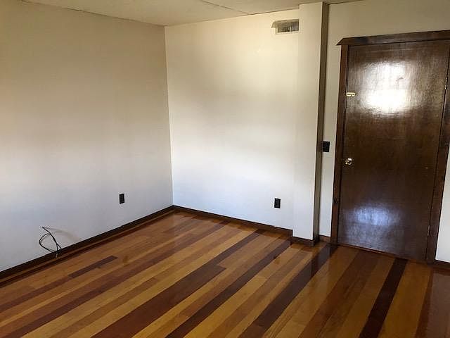 2nd image of 98 E Main St