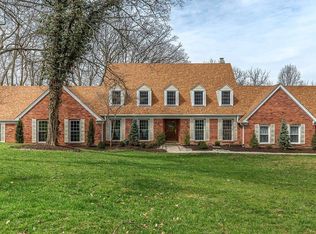901 Mason Wood Dr, Saint Louis, MO