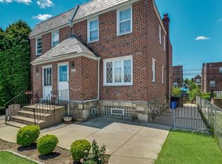 1816 Benson St, Philadelphia, PA 19152