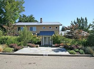 145 Danefield Pl, Moraga, CA 94556