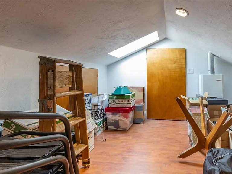 7 Worthington St #1 — Photo 35