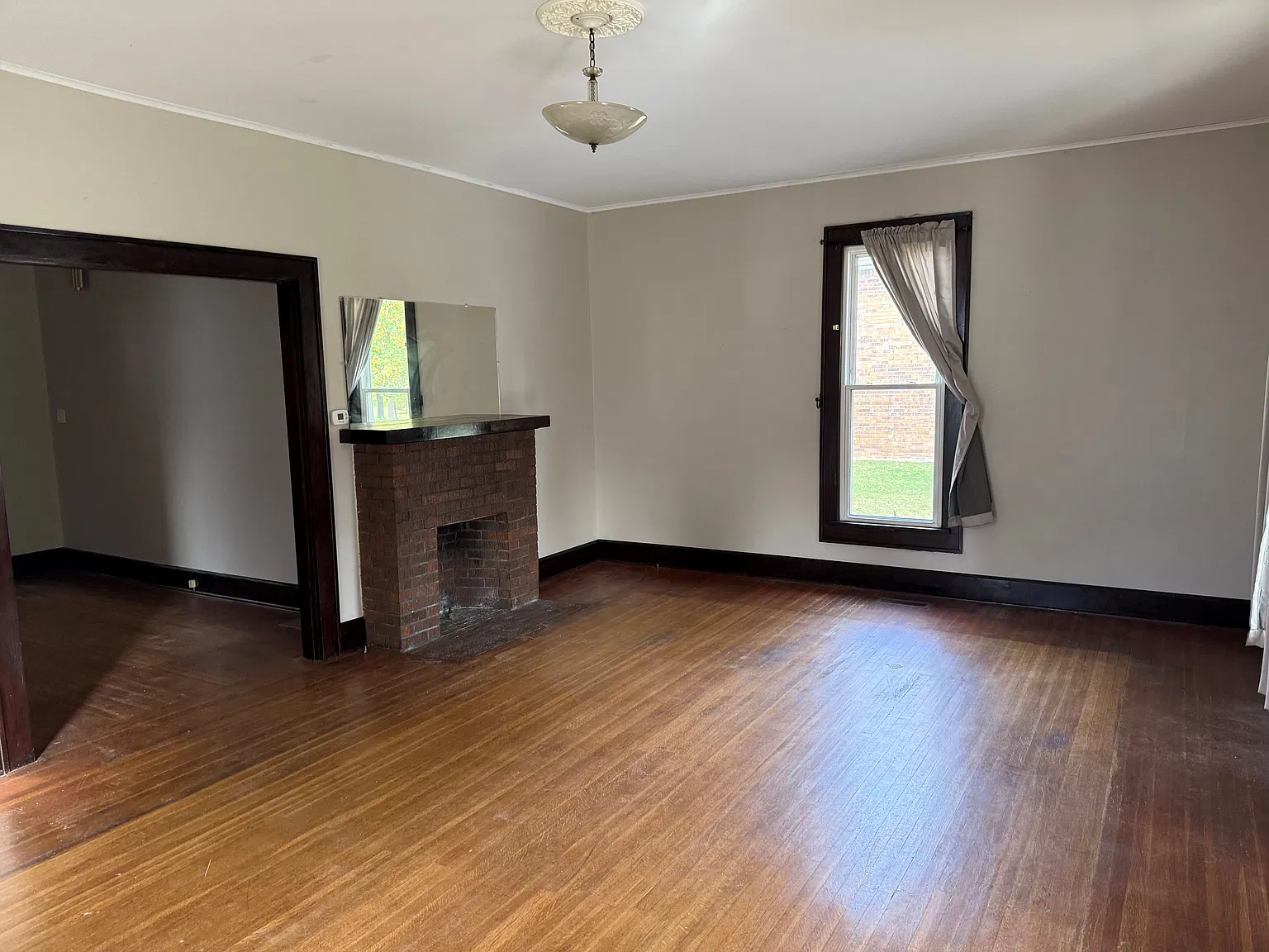 2 bed, 1256 sqft, $1,650 — Photo 2