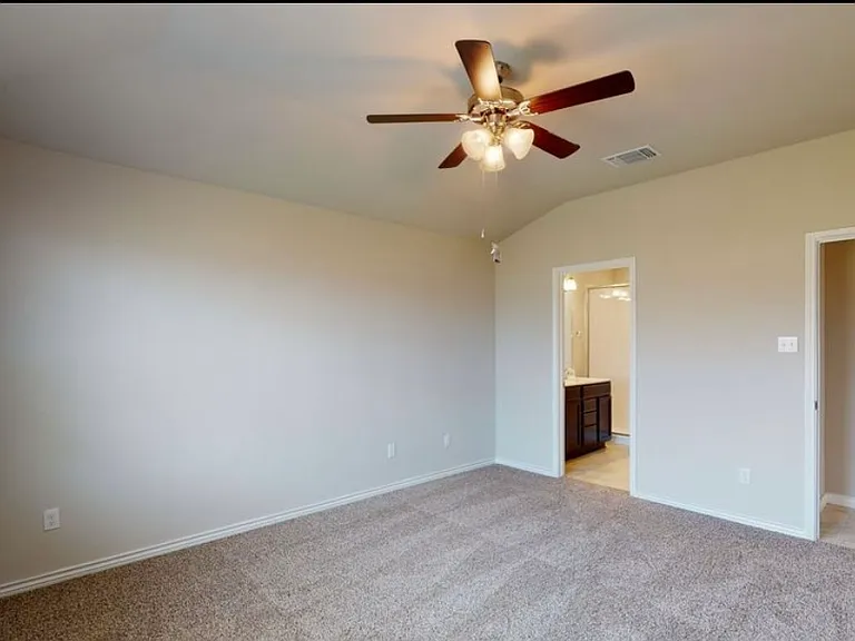 9105 Alabama Ave — Photo 12