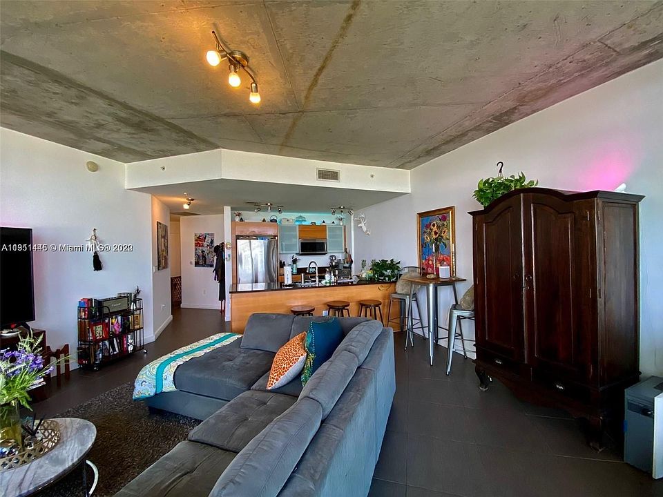 1st image of 3301 NE 1st Ave APT H1009