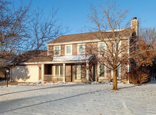 W173S8296 Clearbrook Dr, Muskego, WI 53150