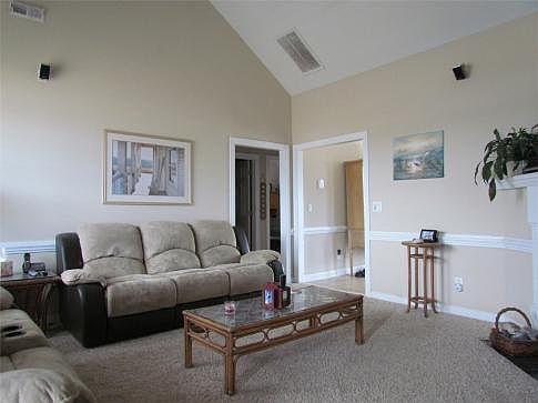 4th image of 1500 Ashmoor Ln