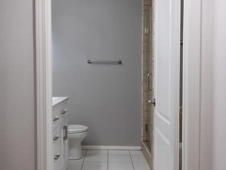13030 Valleyheart Dr #108 — Photo 34