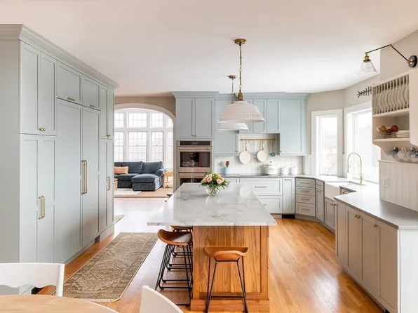 63 Skyfields Dr, Groton, MA 01450