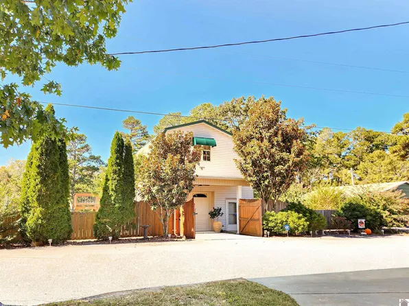 21 Jonathan Point Rd, Benton, KY 42025