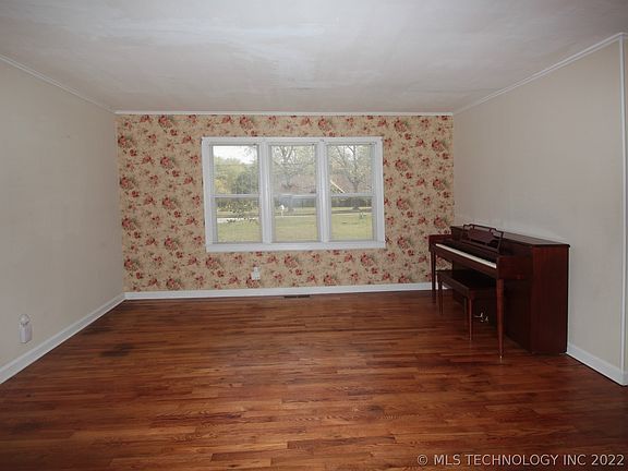 5th image of 7606 N 140th East Ave