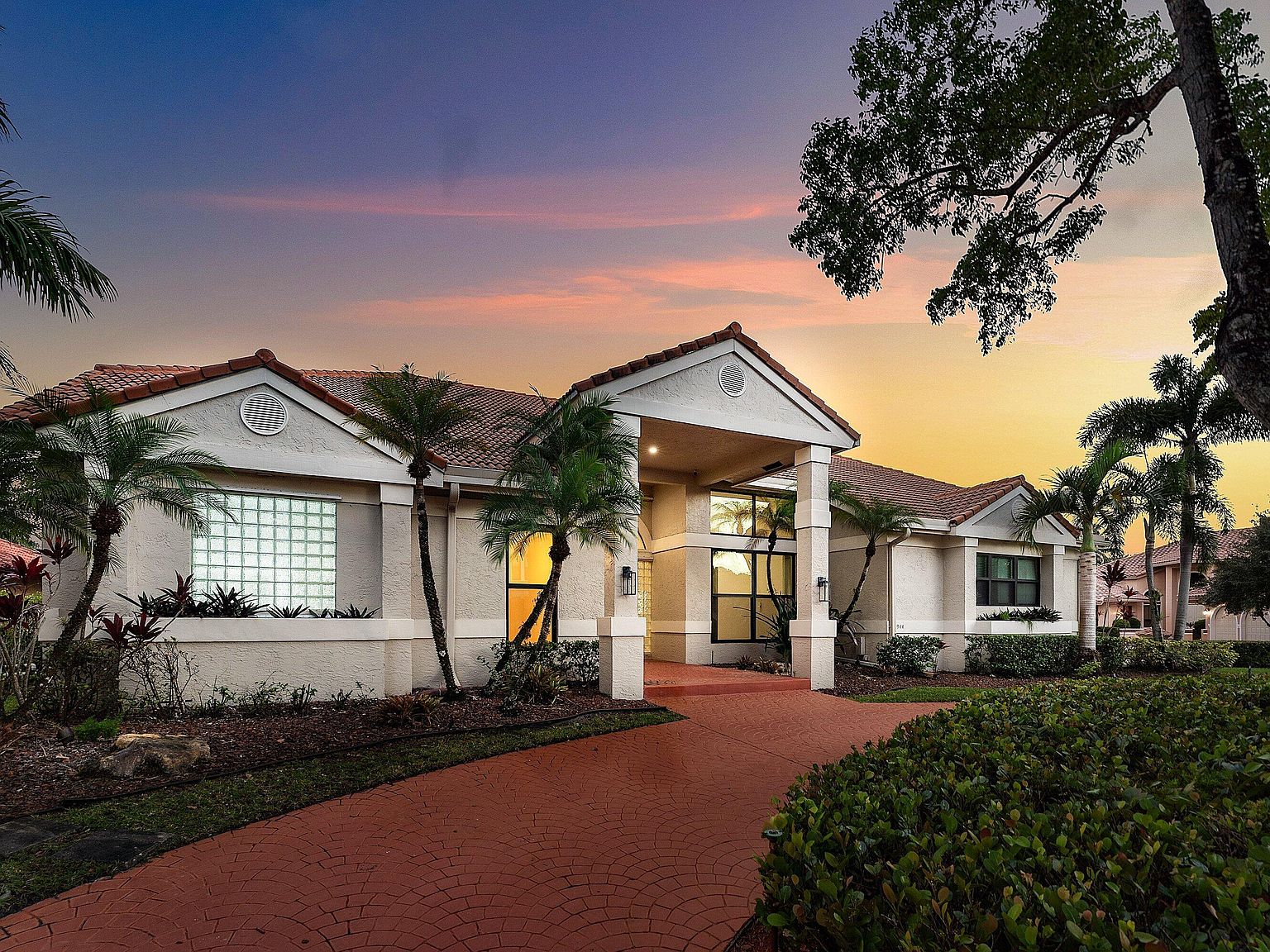 11944 Winged Foot Terrace