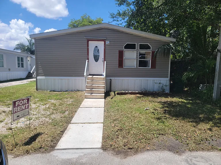 13401 SW 9th Ct — Photo 11