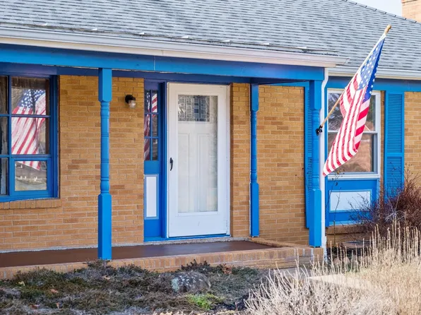 85 Forest Springs Dr, Stuarts Draft, VA 24477