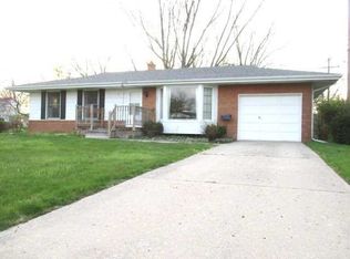 241 Cranbrook Blvd, Monroe, MI 48162