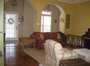 6640 Willow Break Dr, Bartlett, TN 38135