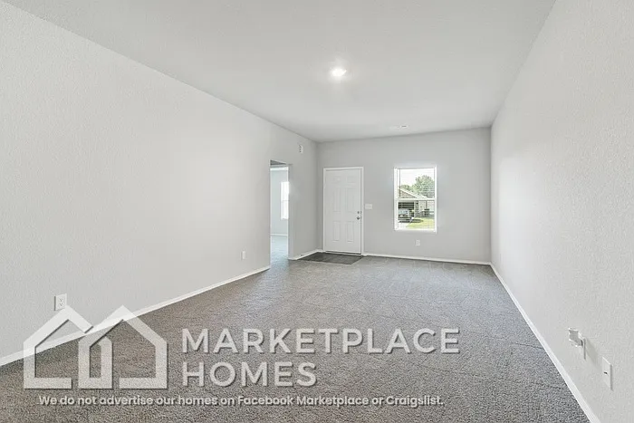 27 Erwin Dr — Photo 5