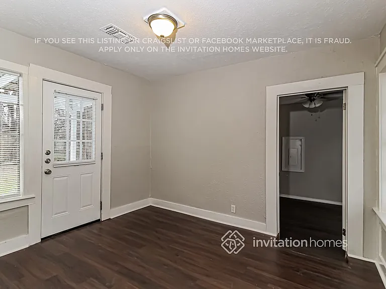 401 Marshall St — Photo 7