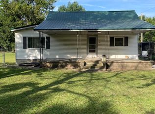 109 S Maple Ave, Afton, OK 74331