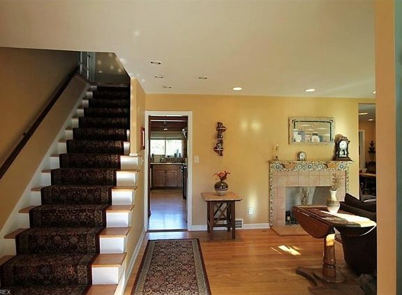 2nd image of 2433 S Belvoir Blvd