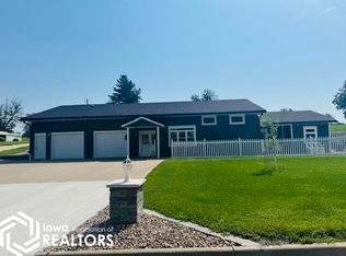902 E Washington St, Centerville, IA 52544