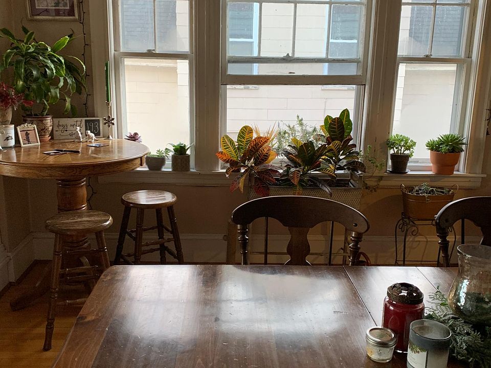 2nd image of 14 Dustin St #2