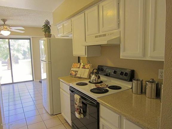 5th image of 16414 E Ashbrook Dr APT A