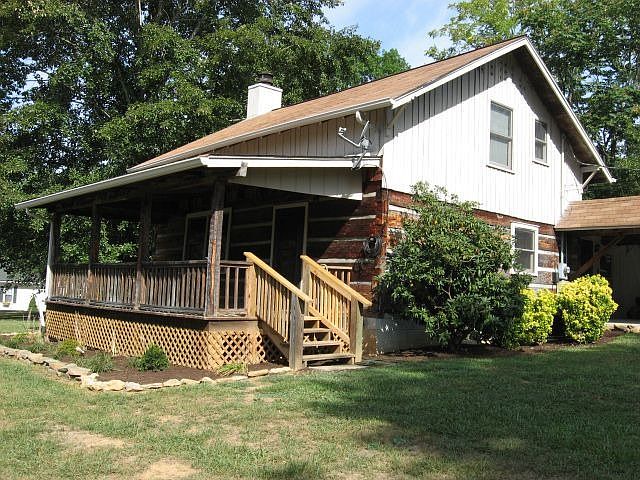 2nd image of 6147 McGinnis Rd