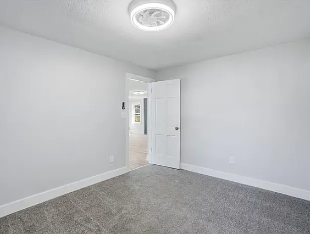 4 bed, 1674 sqft, $800 — Photo 3