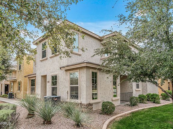 3rd image of 17686 W Mandalay Ln