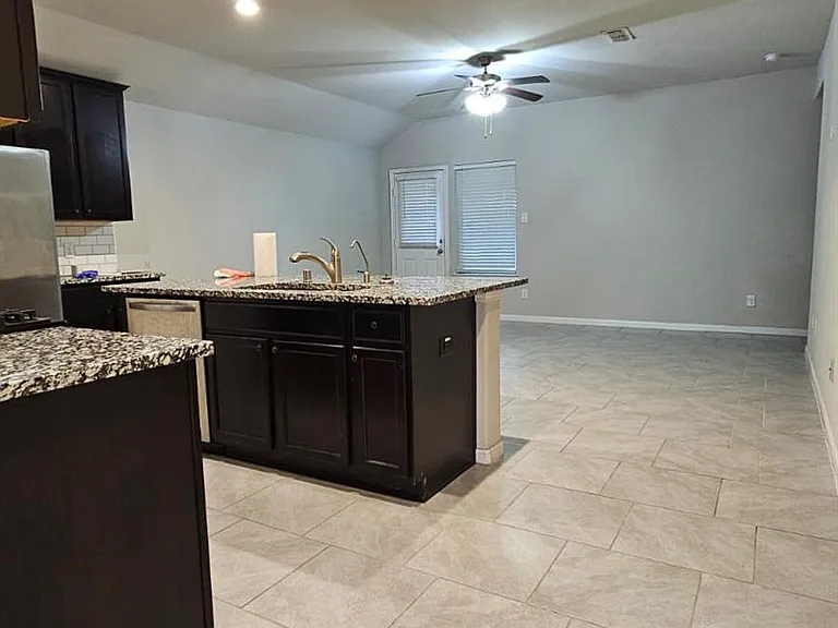 4339 Isaac Bay Dr — Photo 12