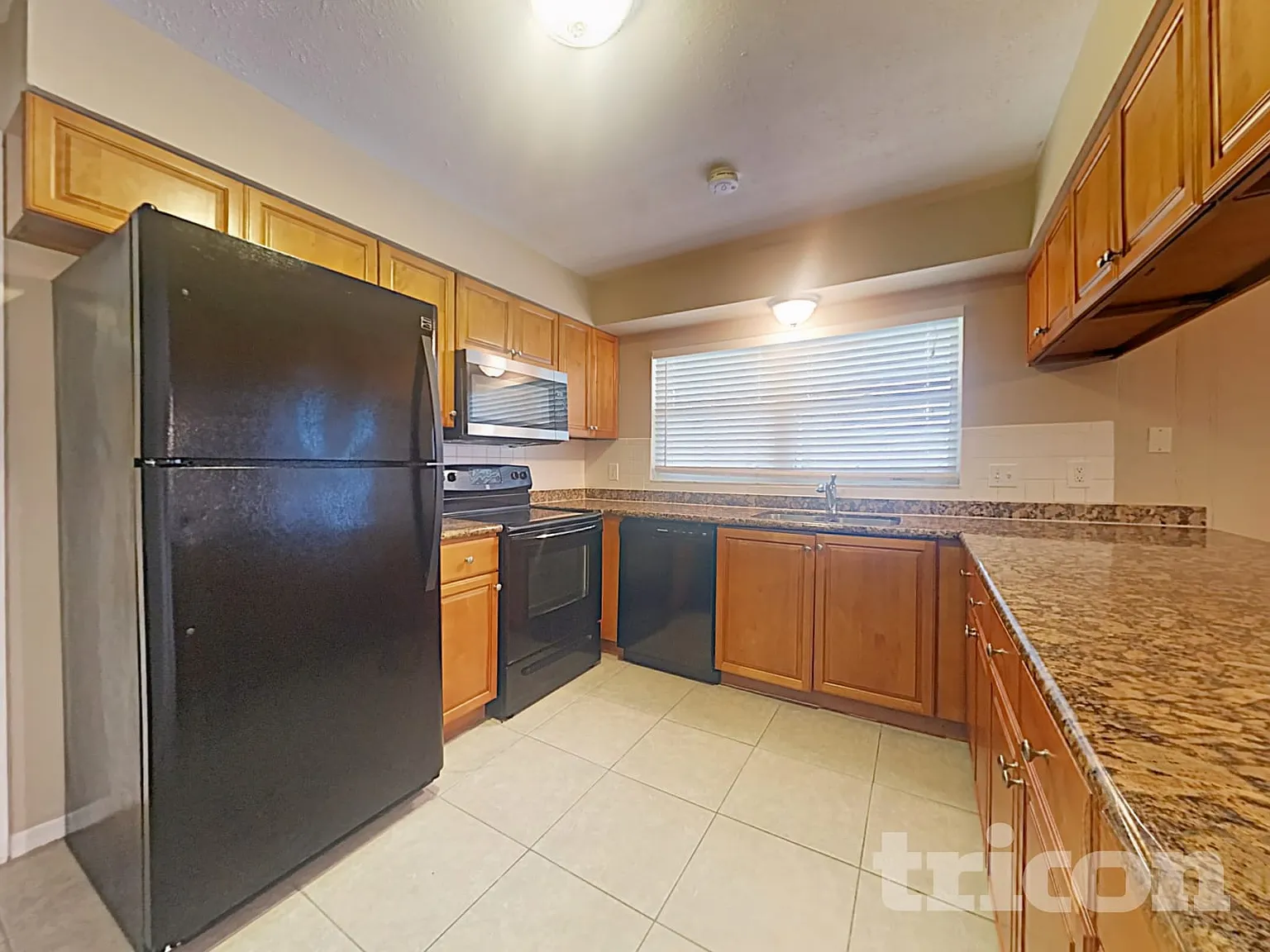 1017 Kay Jean Drive Valrico FL — Photo 4
